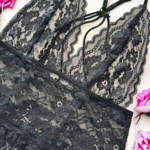 kissbump siyah dantel detaylı transparan body – v yaka derin dekolteli Şık ve seksi kadın İç giyim kissbump siyah dantel detaylı transparan body – v yaka derin dekolteli Şık ve seksi kadın İç giyim